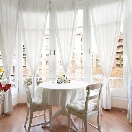 Hostal Felipe 2 Барселона Экстерьер фото