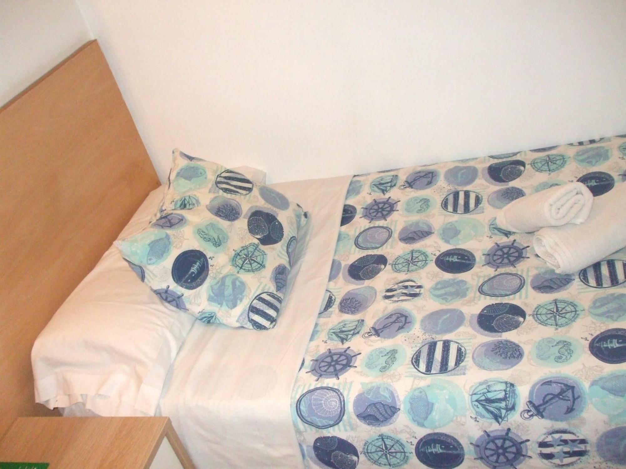 Hostal Felipe 2 Барселона Номер фото